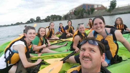 BaylorStuAct's tweet photo. ▪️LARRY UMBERGER 
▪️LANGUAGE TECHNOLOGY COORDINATOR 
▪️ASL
"One of my favorite memories with my organization was to connect them with local Deaf community and to have unique experiences in Deaf-culture environment."

#StudentActivitiesSpotlight #AdvisorAppreciationMonth https://t.co/vfJbCFT6p9