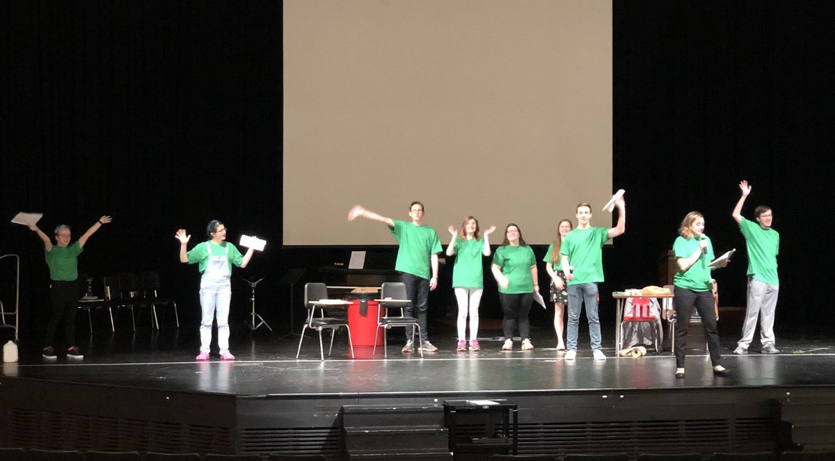 FhsGreen's tweet photo. Green team presented to FES today about how to live a waste free life! #fhsgreenteam #wastefree https://t.co/Gxs9EtFSFH