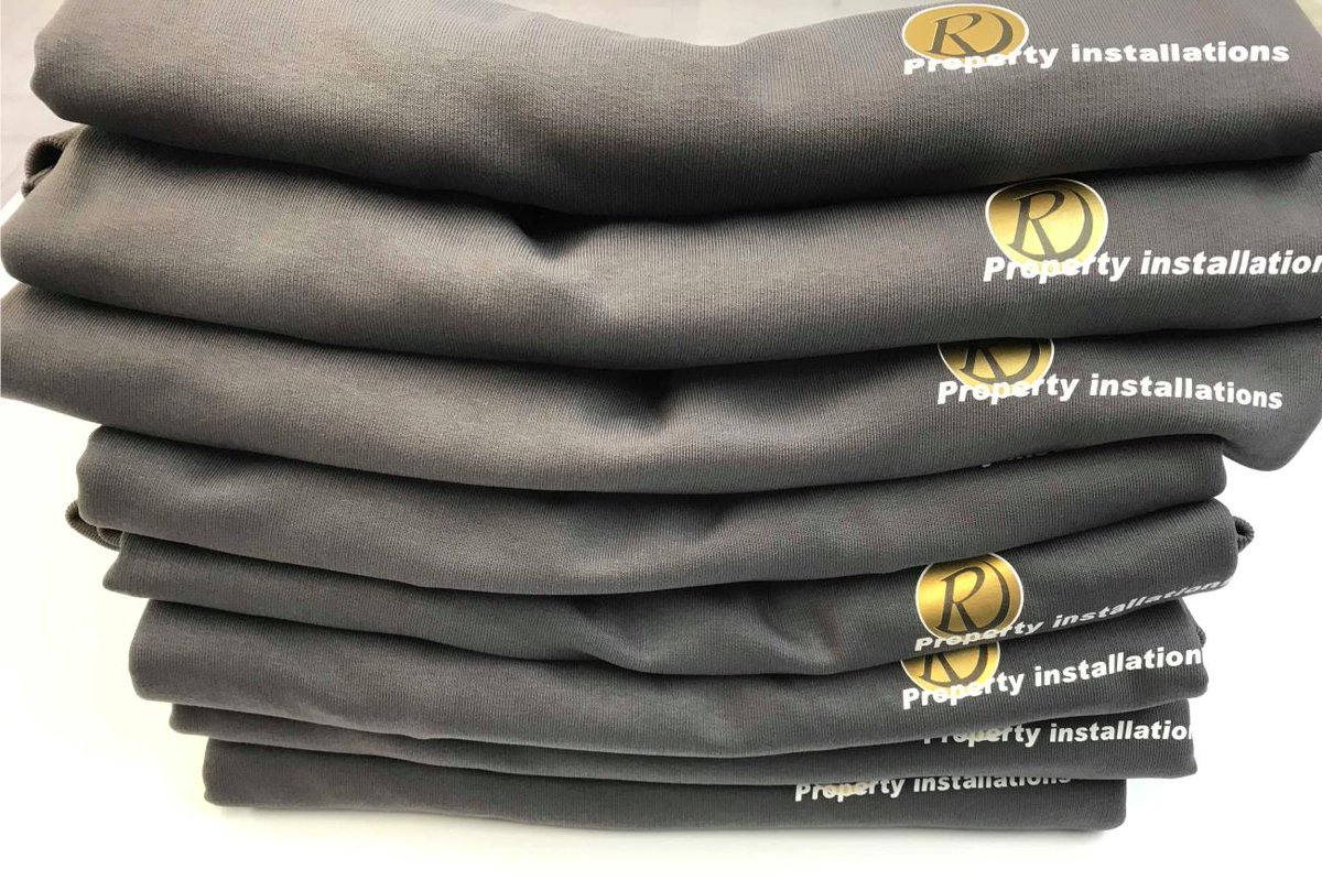 BathSigns's tweet photo. We have had a busy week printing lots of custom clothing, including a mixture of 38 #tshirts, hoodies &amp; sweatshirts for Reeves Property Installations #garmentprinting #branding #Bath https://t.co/5SrWGVveir
