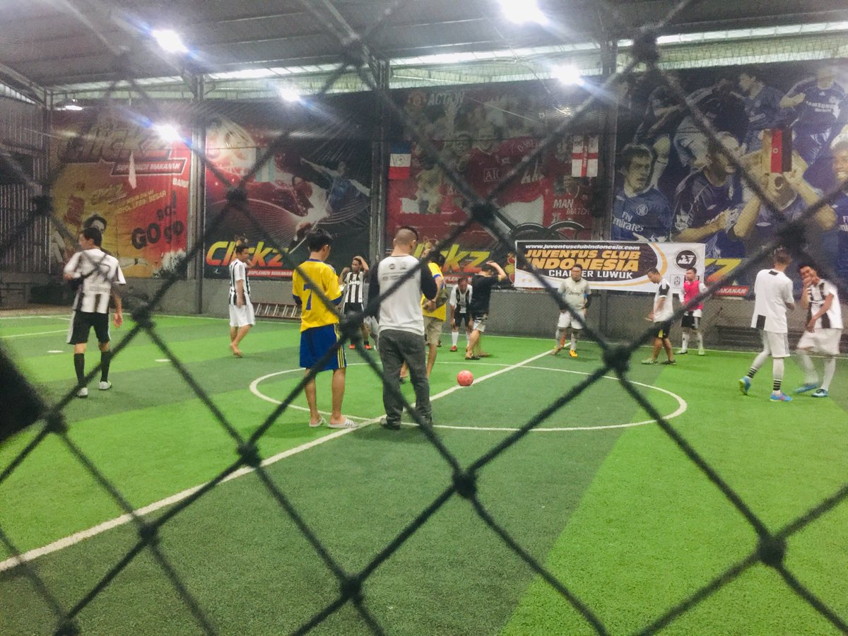 Fun futsal dalam rangka Meet and Greet “JCI Palu Goes to Luwuk Banggai”.. <a href="/JCI_Luwuk/">Juventini Luwuk</a> <a href="/JCI_PALU/">Juventini Palu</a> <a href="/JCIndonesia/">Juventini Indonesia</a> <a href="/juventusfcen/">JuventusFC 🇬🇧🇺🇸</a>