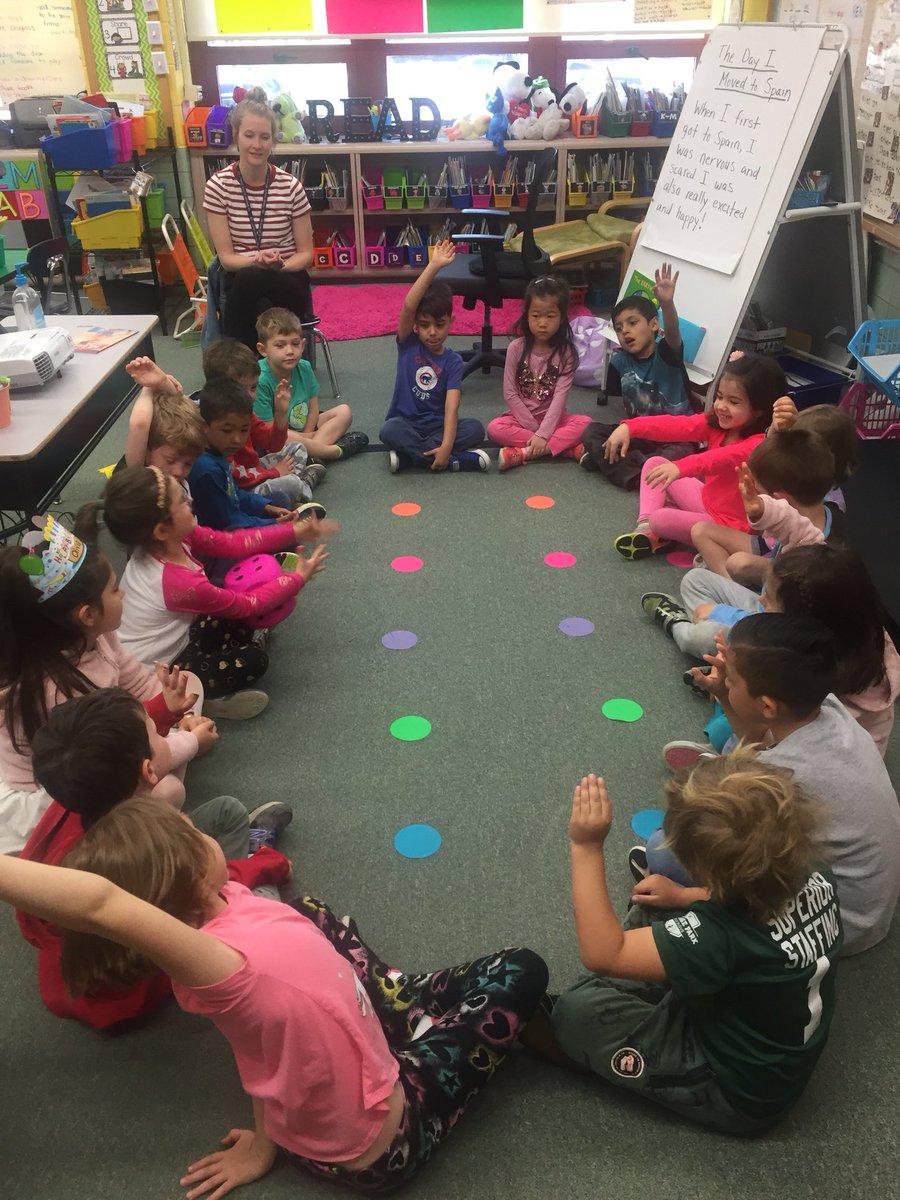 Today, the students led their own morning meeting by sharing “their news”. Thank you @spitzner4th for the idea! #morningmeeting