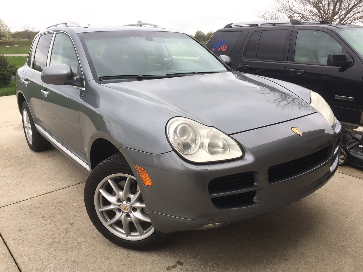 No offense <a href="/BradHowell_Ford/">Brad Howell Ford</a>, the Crown Vic is nice but I like the loaners from <a href="/euromotorworks/">Euromotorworks</a> better. 😄😄 Maybe you should use a Mustang? GT40?