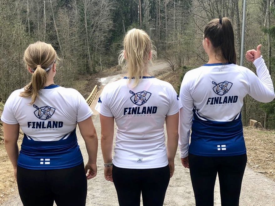 roosaskoo's tweet photo. Onneksi on rinnalla kaverit jotka tsemppaa eteenpäin kun jaloissa painaa! 🥍💪🏻 @finlandlacrosse #finlax https://t.co/06uBrbwuNk