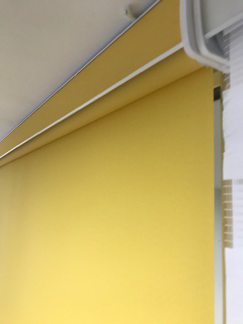 Doorteck's tweet photo. @Doorteck newly installed automated internal blinds operated via a smartphone or remote control , battery powered with solar panel so no hard wiring required. #niceandneat #automatedblinds #somfy https://t.co/v5DLziIFRk