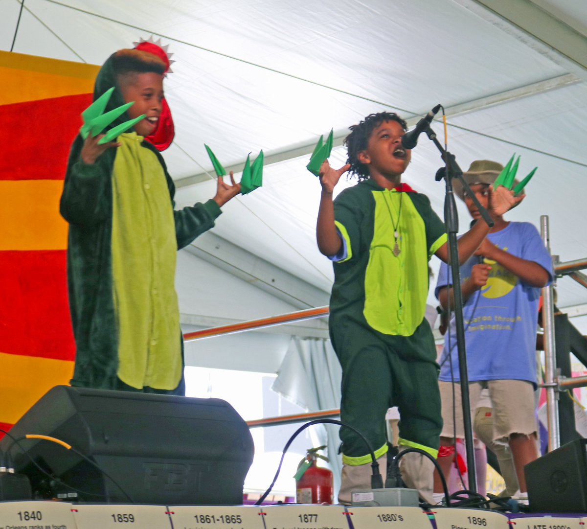 KIDsmARTNOLA's tweet photo. Heading to #JazzFest today? KID smART students are bringing their best work to the Kids Tent at 11:30am! Don't miss these talented young artists! https://t.co/7Pg27JNdqh