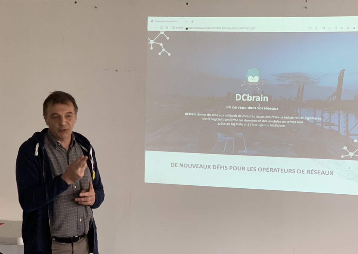 cedric_o's tweet photo. Révolutionner la gestion des réseaux de transports et de l’énergie : c’est la belle performance réalisée avec succès par @DCbrain_feed, devenu un acteur incontournable de la gestion des réseaux. Heureux de rencontrer ceux qui ont contribué à cette réussite à #Lannion #IA https://t.co/jO9wlGQ3OY