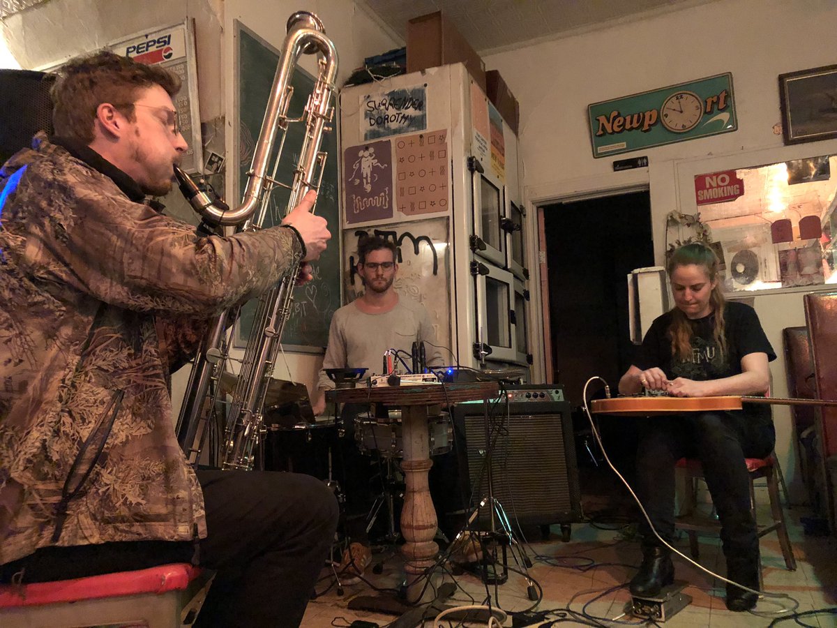 YewRecordings's tweet photo. 🙏 for coming out to Sunview Luncheonette! Apr 25th improv night w/ #charmainelee #Samweinberg #Henryfraser #marciabassett #barrywesiblat #johnmccowen #sandyewen #Ryanpackard 🎶🔊🎶🔊 https://t.co/GqpJ1KVIgb