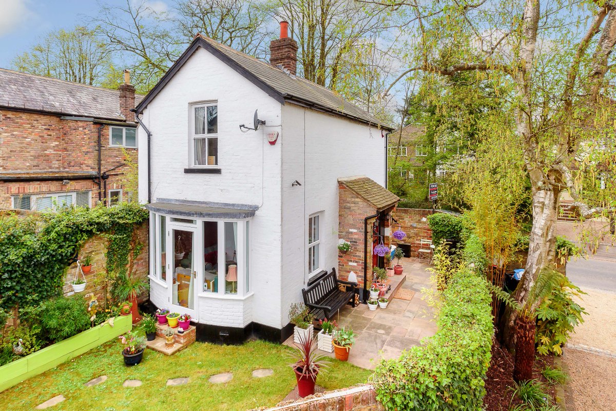 Lancasters tweet media