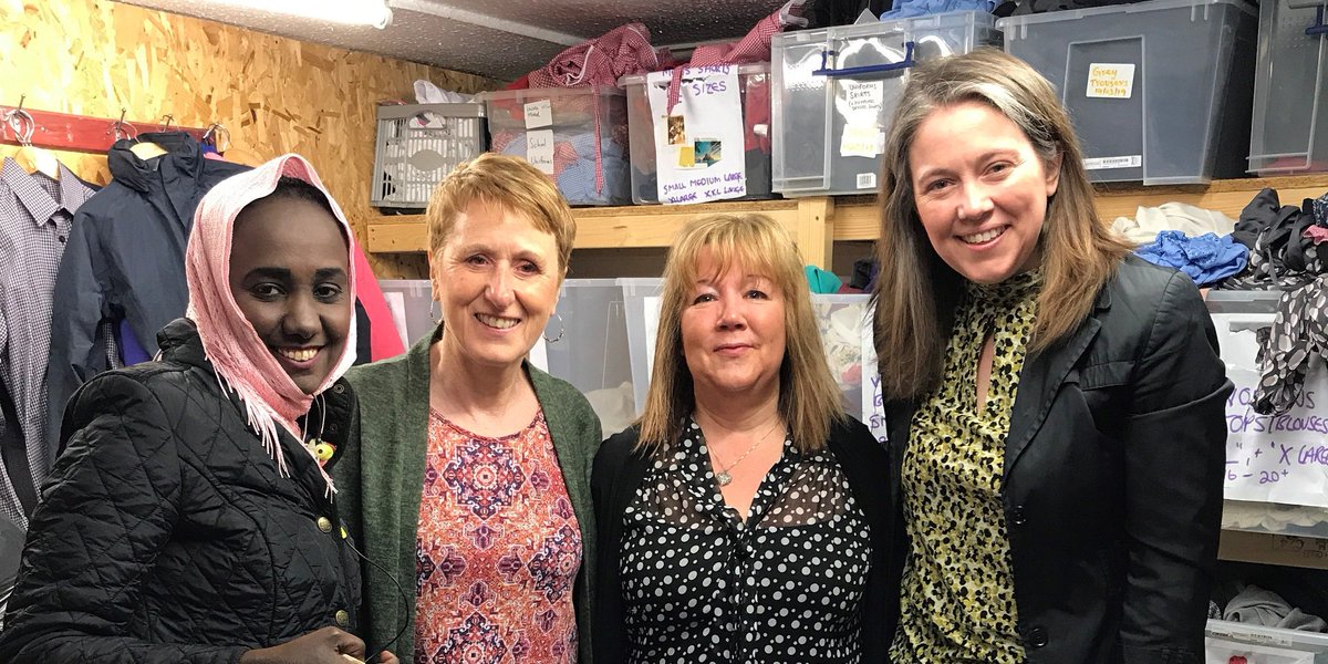 Masterplan to boost volunteering in Scotland is unveiled okt.to/epfIzT @MaslowShop <a href="/ClydesdAileen/">Aileen Campbell</a> <a href="/ScotGovFairer/">Scot Gov Fairer</a>