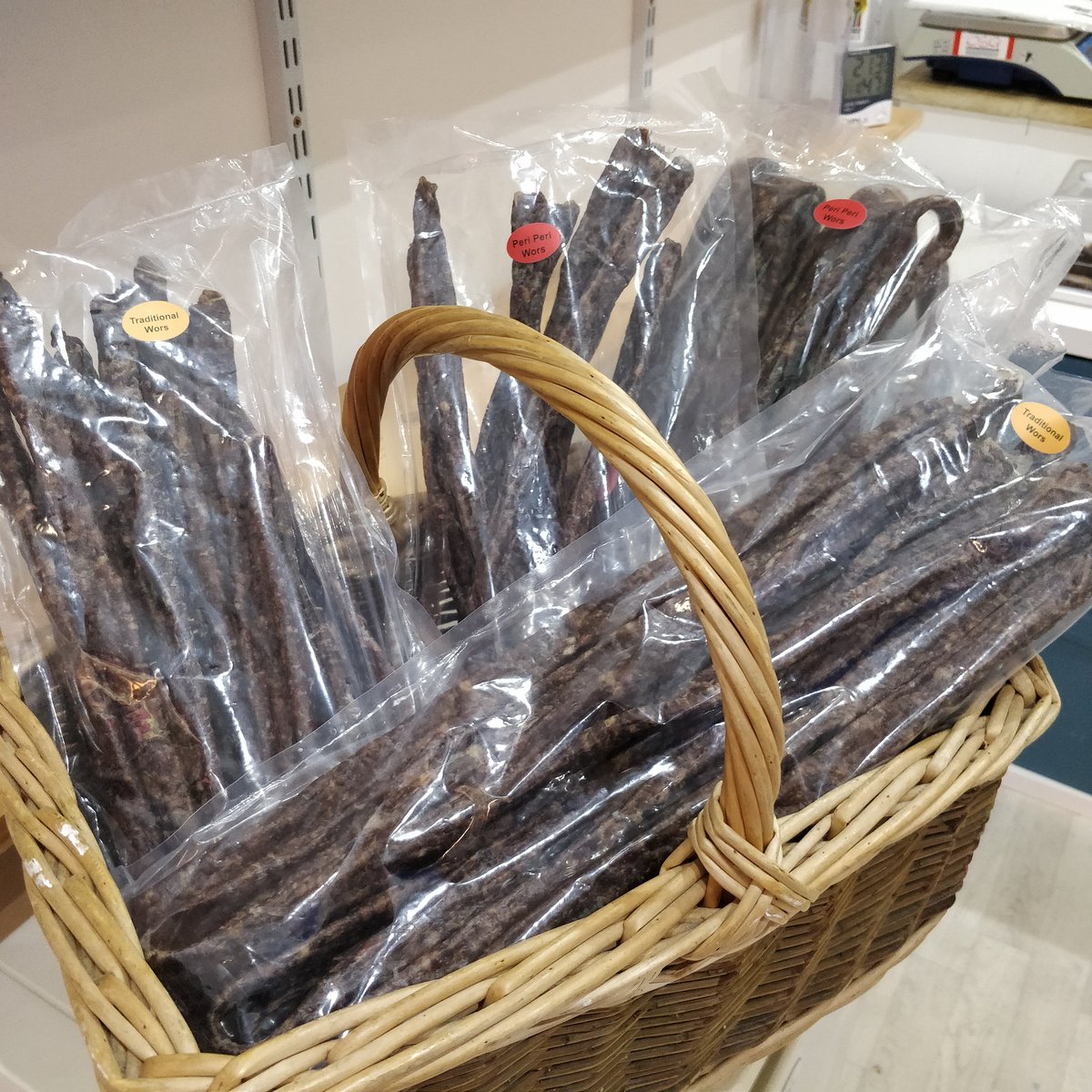 tootingnewsie's tweet photo. #NewToTooting! @boababbiltong has opened in @TootingMarket selling – you guessed it – biltong, plus lots of other South African food. The shelves may be a little bare, but they'll be full to bursting within a few days. Congratulations and good luck to Hilary!
#Tooting #biltong https://t.co/hJhyT7nQgK