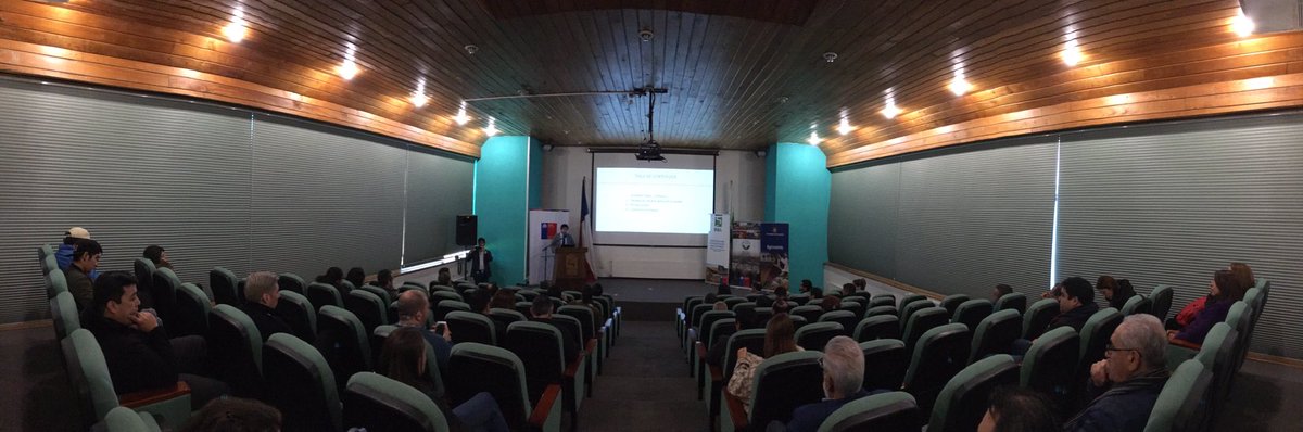 parexploranuble's tweet photo. El Director del #PARExploraÑuble de la @UdecChillan , Dr. Diego Rivera, expone en el Seminario “Adaptación al cambio climático para la agricultura de Ñuble: Sembrando futuro” organizado por @INIAQuilamapu, integrante de nuestra #RedMulti 
@ladiscusioncl https://t.co/OTEBZNXPg9