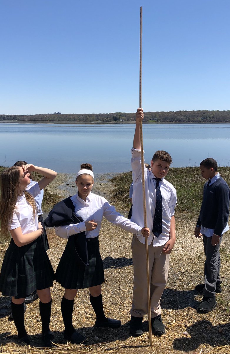 knox_science's tweet photo. What does 10ft of #sealevelrise look like locally? What’s the impact to the @knoxschool? What’s the impact to nearby #LongBeachTownPark &amp; the peninsula? Our middle school scientists sought to make the local impact of #climatechange real by going to the waterfront w/meter sticks! https://t.co/iVq0s3UVcG