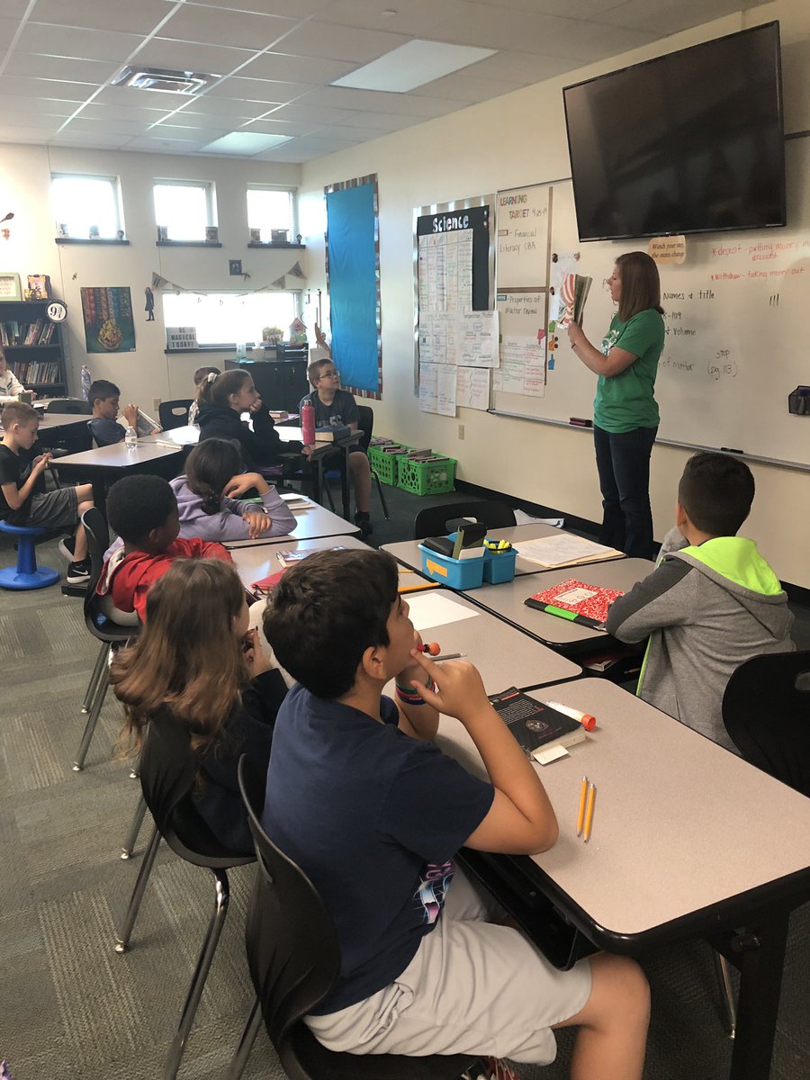 KaceaChappell's tweet photo. #NISDReads loved having visitors come read to us today! @NorthwestISD @Hughes_Hawks https://t.co/NvEmqDqB0t