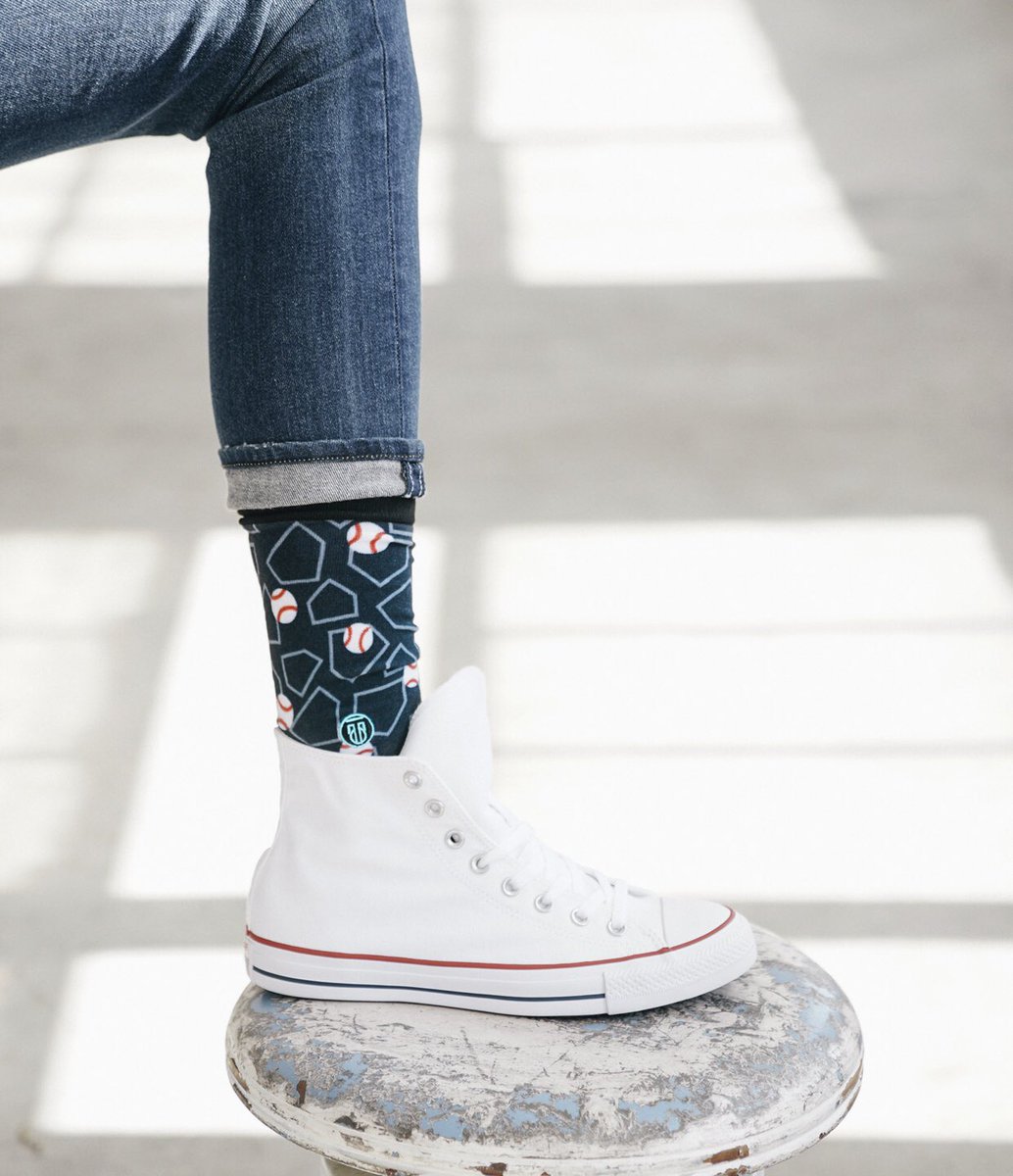 tallordersocks's tweet photo. THEY’RE BACK! Three of our popular styles—The Scott, The Mark, and The Glen—are back in stock and ready to ship in sizes 9-11. Your Friday just got even better! Shop the link in our bio. #tallordersocks #sweetsocks #ootdmen https://t.co/uJBtd7wY7a