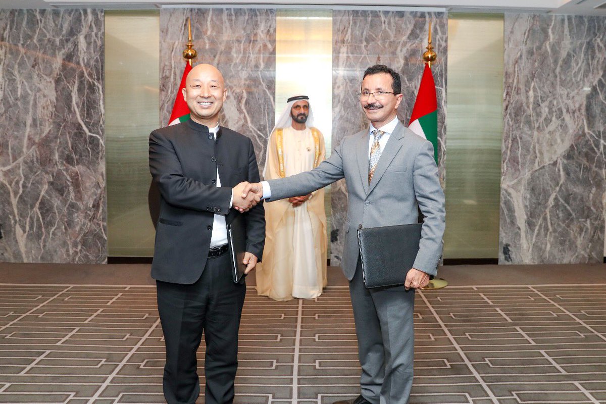 HHShkMohd's tweet photo. We also launched a $1 billion 'Vegetable Basket' project in Dubai, supported by the China-Arab Investment Fund, to import, process, pack and export agricultural, marine and animal products to the world through the new Silk Road. UAE will be a vital station along the new Silk Road https://t.co/hITPDq3VRp