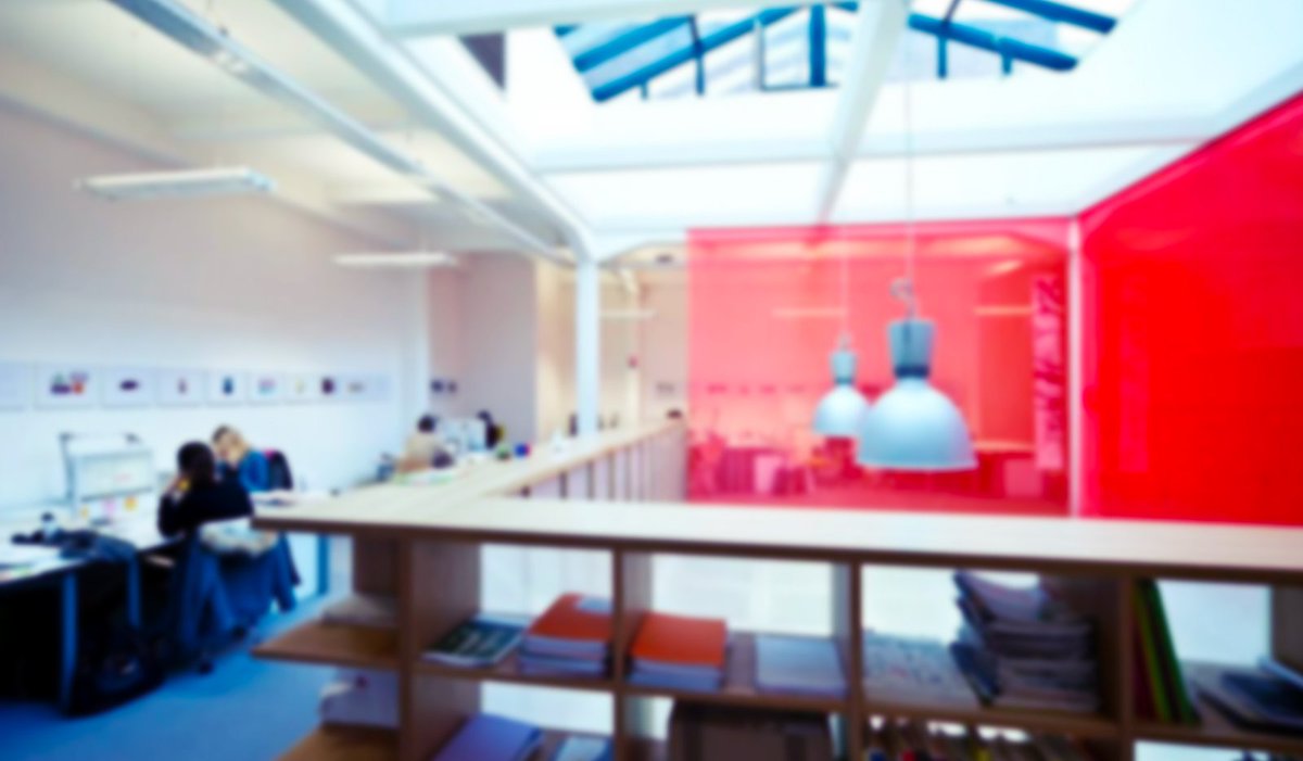 Register tweet media