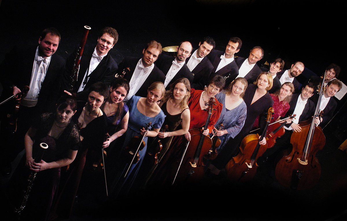 Britain’s favourite clarinettist Emma Johnson joins the 
<a href="/EUCO1/">EuropeanUnionChamberOrchestra</a> for a programme  including #SamuelBarber's Adagio for Strings.

Come along to the Concert Pre-Talk (6.30pm to 7pm) with soloist Emma.Entry is free using your ticket for the concert. Book here: bit.ly/2USVcRE