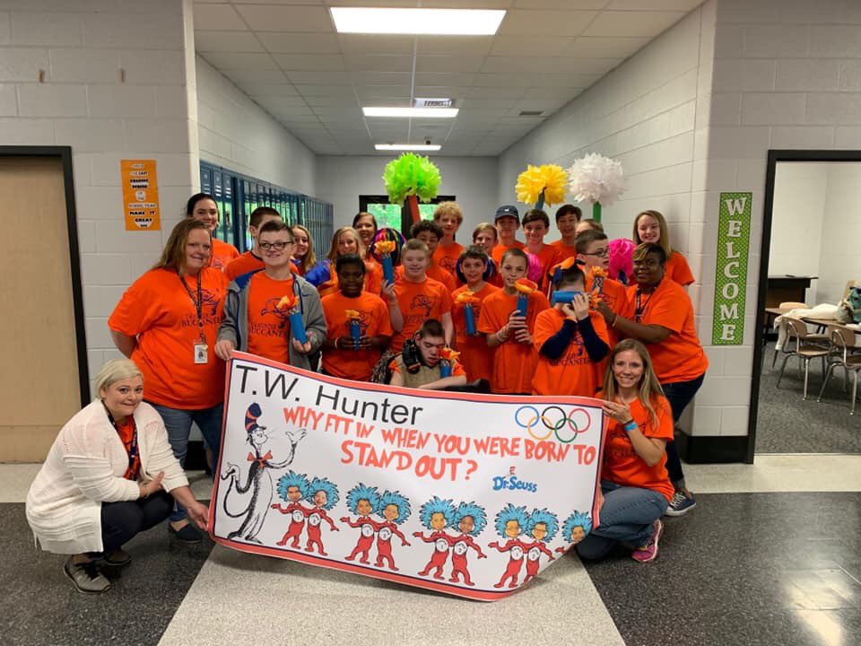 TWHunterMiddle's tweet photo. Best of luck to our TWH athletes competing at the Special Olympics today! We love you all! #whyfitinwhenyoucanstandout #bucpride #gobucs https://t.co/TW13nayJ39