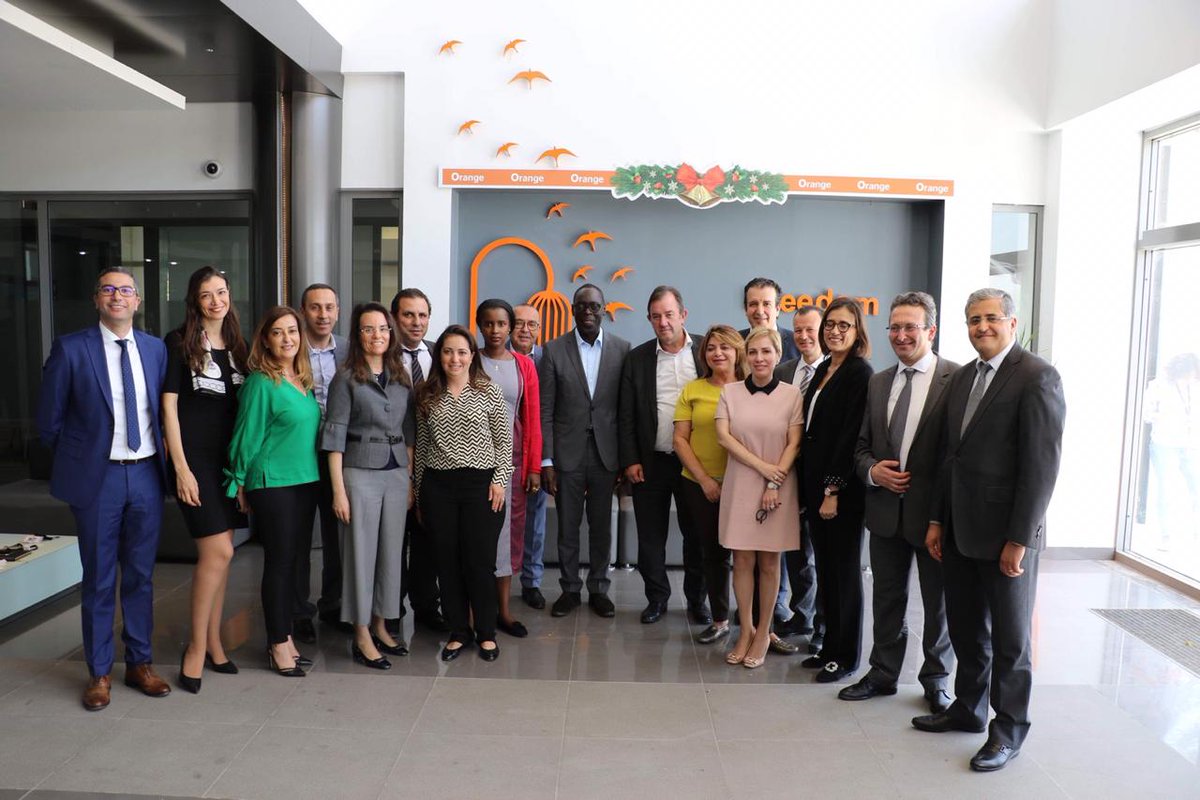 millet_thierry's tweet image. Photo de groupe avec @AliouneNdiaye_  et @nene_maiga en conclusion d’une belle visite de 2 jours @orangeafrica  @OrangeTN @InesBrahim @adel_akrout @hatem753 @Moez_Gara @AhmedBe43159871 @MahjoubOlfa @SMaaouia @AsmaEnnaifer