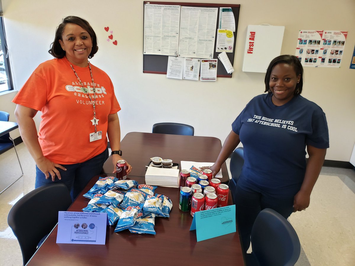 HCDE_CASE's tweet image. #CASEforKids is celebrating the last day of #APAW by recognizing each other! Thanks for all you do!