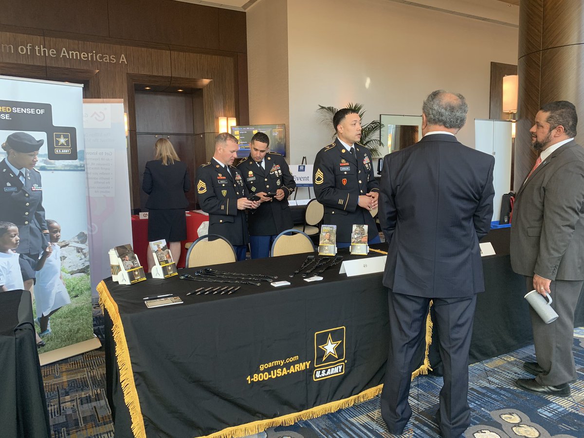 HispanicHouston's tweet photo. The Annual Luncheon and Business Expo is starting! Over 100 companies, organizations, elected officials and entrepreneurs are present and ready to network!
#HispanicHouston #HispanicInfluence #StrengthInNumbers #Texasmeansbusiness #Houston https://t.co/bqdLinqF2f