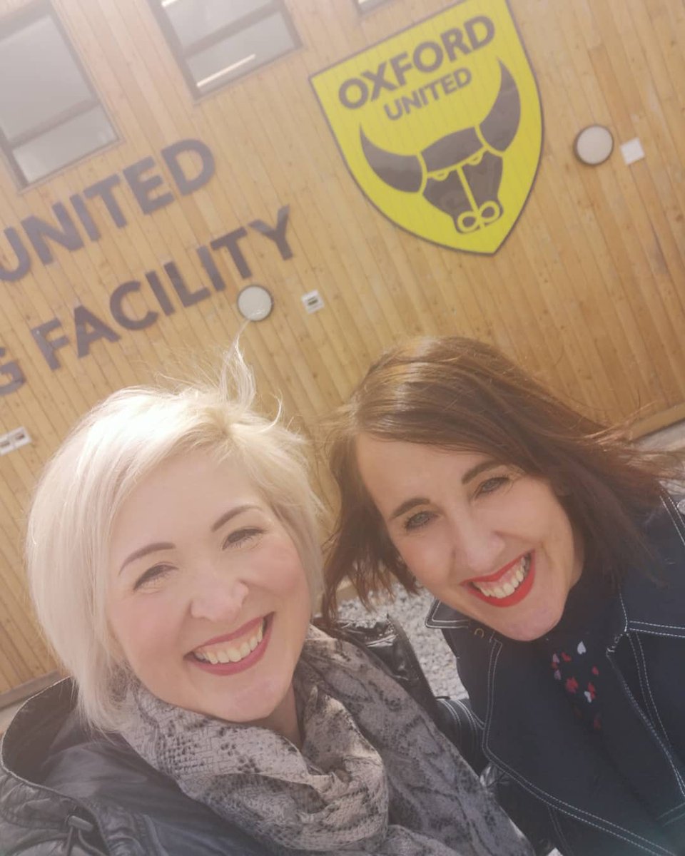 Great morning being inspired by the hard work and dedication behind the scenes at #oufc Training ground <a href="/OUFCOfficial/">Oxford United</a> Thank you!! Really impressed x Thank you @debbiejaustin <a href="/WellersSME/">Wellers</a> for the invite x