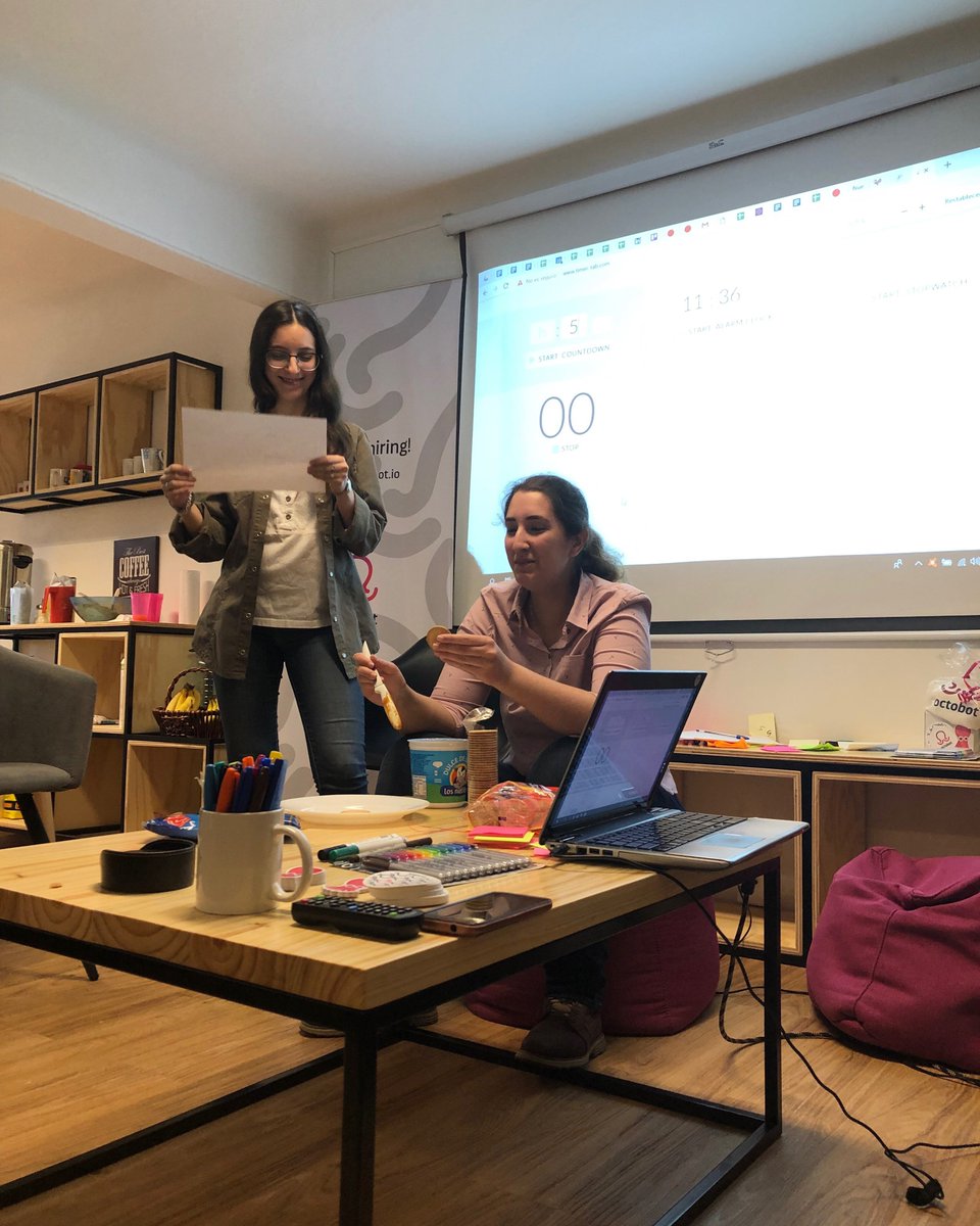 octobotdev's tweet image. To encourage more women to be part of the tech industry, yesterday 21 girls from high school visited our offices to learn what it means to be a developer. 👩🏻‍💻Thanks to all the persons who helped with this initiative! @cutiuy @vivielelbio #techyporeldia #girldeveloper #fun