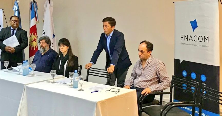 agustingarzon's tweet photo. En el @nodotec_sde en la presentación del programa #Fomeca para fortalecer los medios de comunicación de los pueblos originarios. #SantiagoDelEstero https://t.co/eLWIf1JVIT