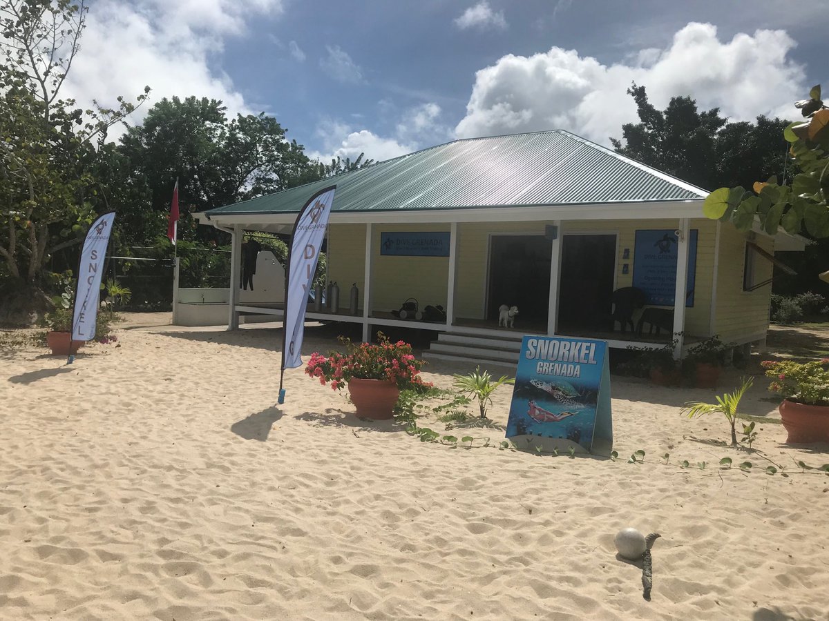 ⁦<a href="/_LoveCaribbean/">LoveCaribbean</a>⁩ ⁦<a href="/mountcinnamon/">Mount Cinnamon</a>⁩ #Grenada has spacious villas &amp; lots of fun activities for children including a dive centre ⁦<a href="/divegrenada/">Dive Grenada</a>⁩ ⁦⁩⁦<a href="/puregrenada/">Pure Grenada</a>⁩ , water sports, tennis, volleyball, croquet, shuffleboards, giant chess. #LoveCaribbean