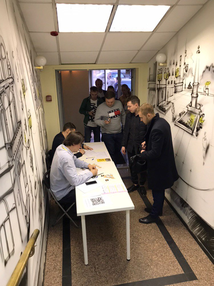 В #StartupSamara начались Весенние стартап-выходные! В течение трех дней участники будут работать на проектами, команды которых сформируются прямо на мероприятии.

<a href="/economy_samreg/">Минэкономразвития СО</a> <a href="/D_Bogdanov/">Daniel Bogdanov</a> <a href="/D_Azaroff/">Дмитрий Азаров</a>
