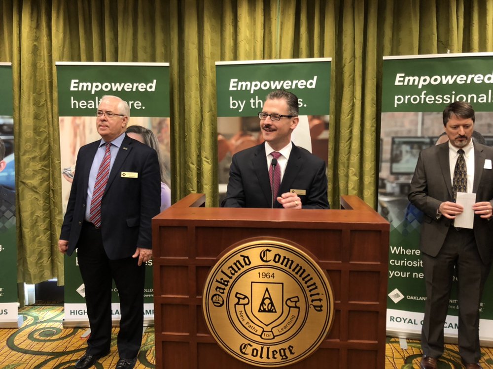 OCCollege's tweet photo. #OCCollege is hosting a VIP reception at the #OaklandCounty Economic Outlook Luncheon. Stay tuned to OCCβs account for event quotes and photos!
#oakgov #whyOCC #jobtraining #apprenticeships #certificateprograms https://t.co/qFNvuU857V