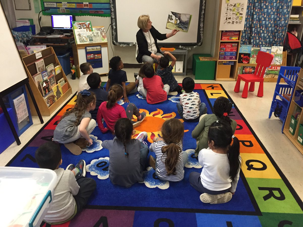 KTMKindergarten's tweet photo. Thank you Mrs. Kennedy for being our guest reader today for Literacy Day!  We loved listening to you read! https://t.co/P646r9Q5mV