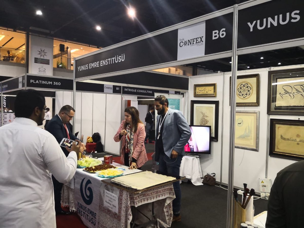 yeejoburg's tweet photo. H.E. Elif Çomoğlu Ulgen, Turkish Ambassador in SA, gave a speech at @TradeConfex about Turkey's Oppurtunities in the field of Economy, Education, Culture and Arts. After the speech, She visited our stands at #Confex 

Thanks to @UlgenElif and her delegation from @TurkishEmbPTA https://t.co/MWEvhVwrJ5