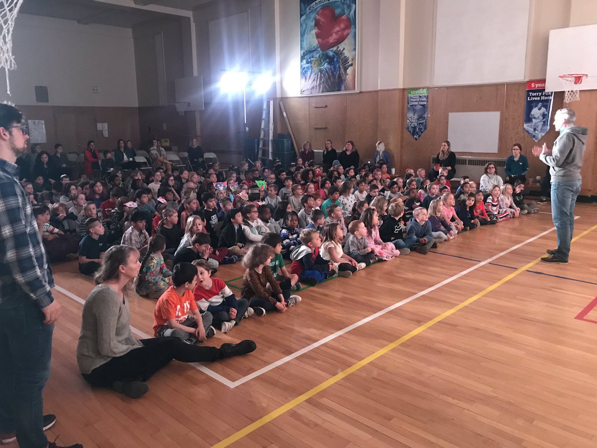 richlearningcbe's tweet photo. @QuestCalgary such a wonderful week discussing and sharing stories about culture.  Today is our dress rehearsal and evening show!  #richlearningcbe #WeAreCBE https://t.co/Lo30NGQDgo