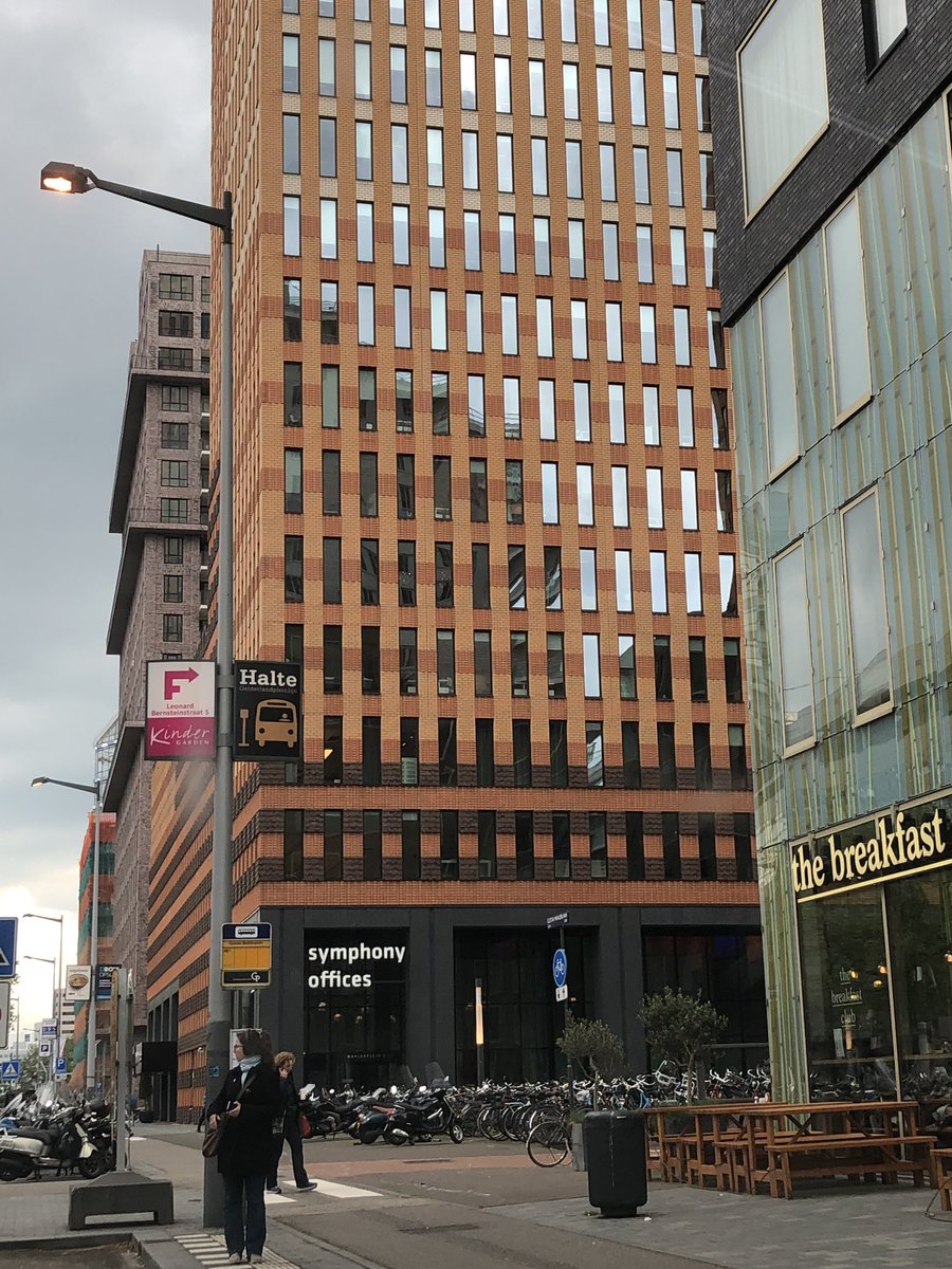 Vandaag inspirerend overleg met <a href="/chrisbuijink/">Chris Buijink</a> en <a href="/JohanHWJanssen/">Johan Janssen</a> over mooie toekomst <a href="/Ondernemerprijs/">OndernemersprijsHadM</a> <a href="/gemeenteHadM/">Gemeente HadM</a> te gast bij Chris op de Zuidas in Amsterdam !