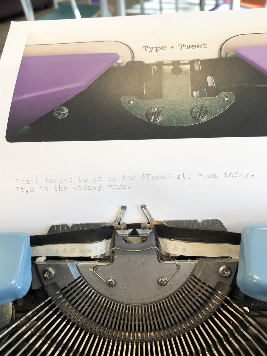 GDgeek's tweet photo. Am I doing this right? @usedvictoria #TypeAndTweet #UsedParty #SMCamp https://t.co/5BSVb5hRDS