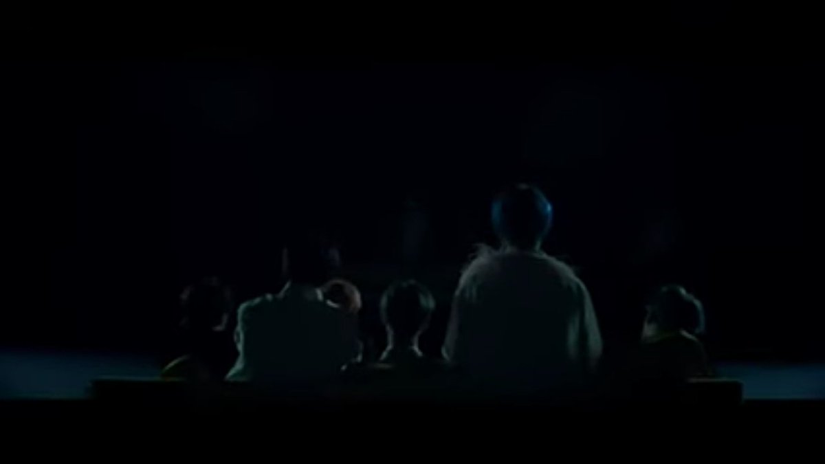 ARMY85609902's tweet photo. Boy with luy (ARMY With Luy Ver.) ไม่รู้จะโฟกัสใครดี5555
เวอร์นี้ดีมากแม่ #BoyWithLuv 
#BTS @BTS_twt https://t.co/e45STKqrJP