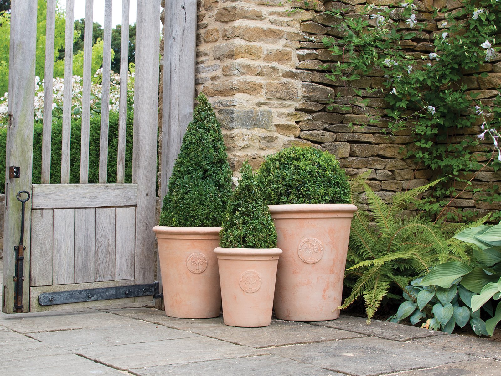 Heritage garden pottery deals