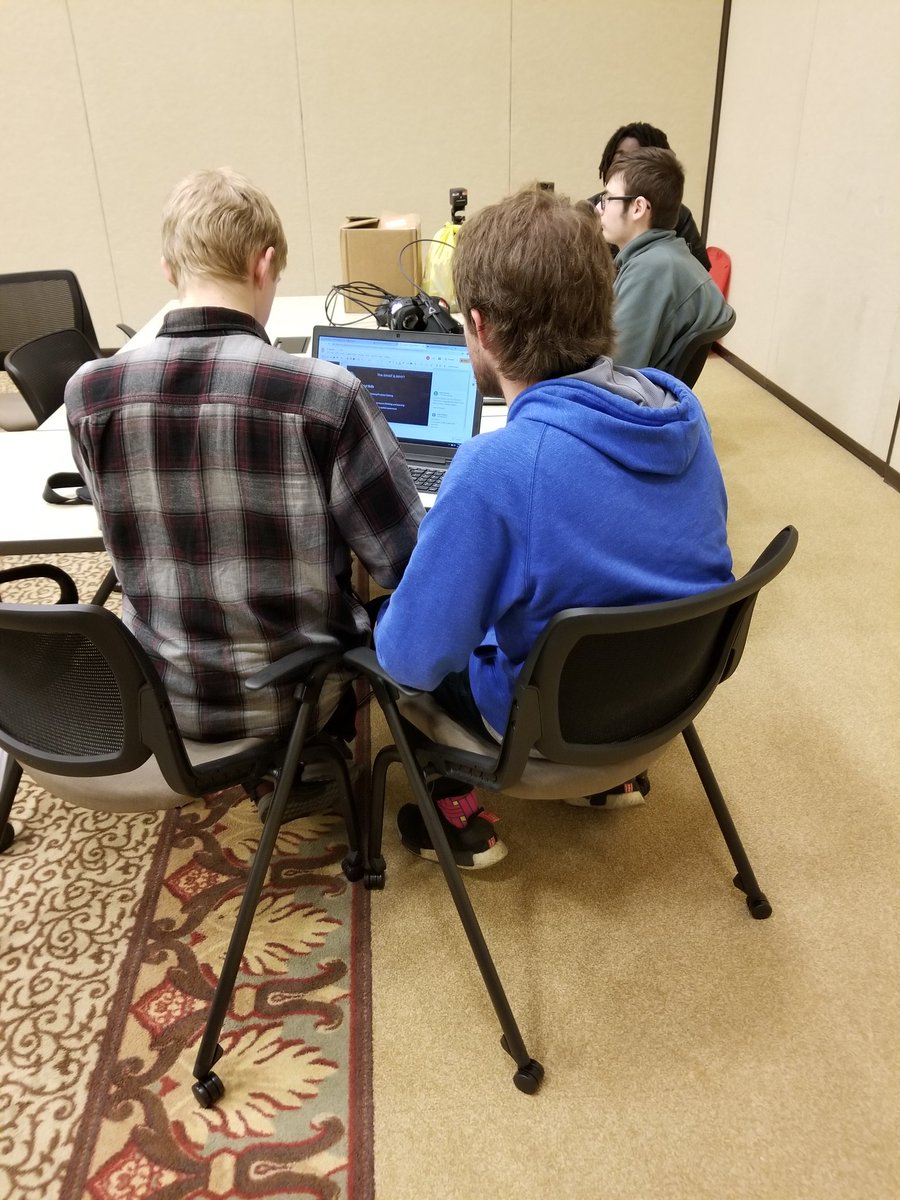 kkuhlers's tweet photo. Last minute updates for 11am esports presentation @CentralRivers #CRaeastutech conference.  Come listen, learn, and ask a questions @AmyMiehe @WaterlooSchools https://t.co/23qidUPrCM