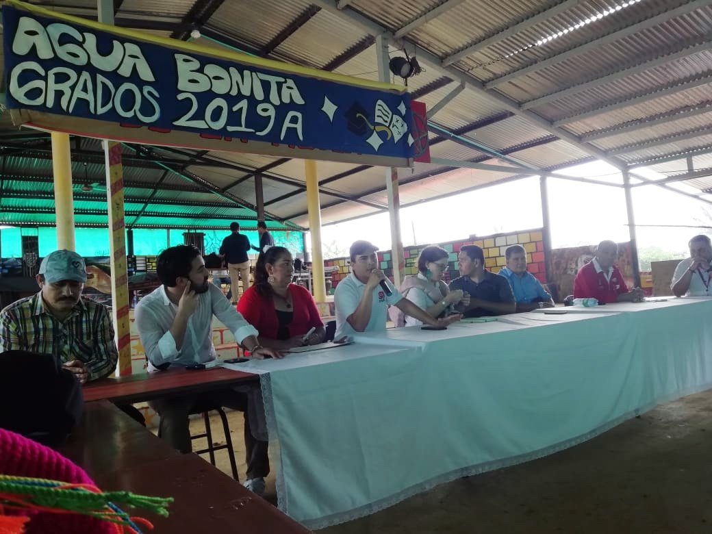 UKinColombia's tweet photo. #UKColForPeace | En el marco de nuestro proy. #DelCapitolioAlTerritorio, desde el fondo #CSSFCol acompañamos a @ideaspaz al Caquetá para conocer los avances de la implementación del Acuerdo de Paz en materia de dllo. rural, sustitución de cultivos, seguridad y reincorporación. https://t.co/M7UcpOaRUs