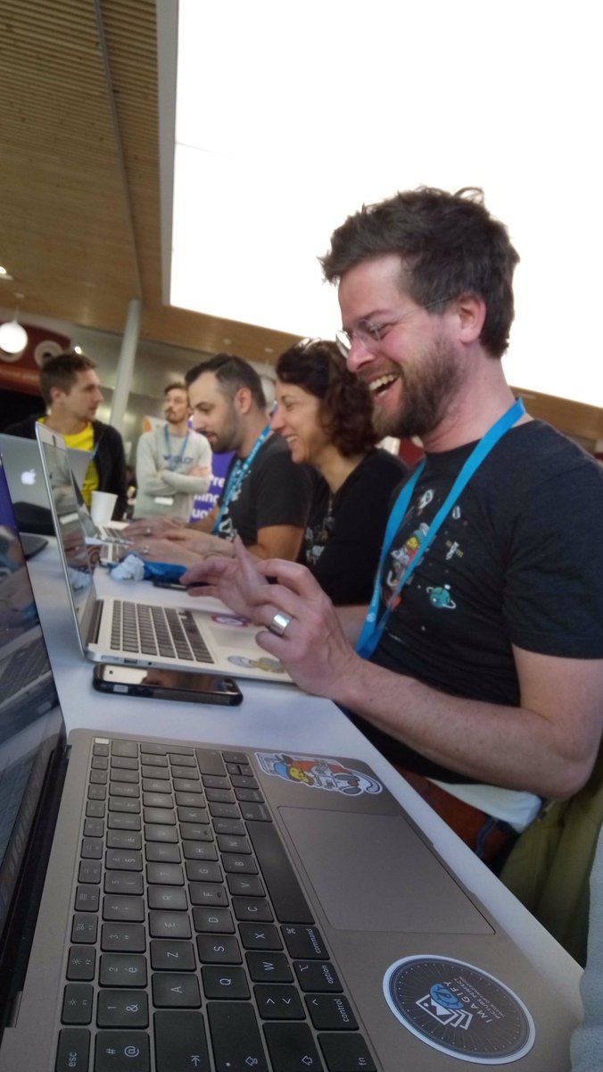 Working with teammates at #WCParis <a href="/wp_rocket/">WP Rocket ™</a>  <a href="/GeekPressFR/">Jonathan Buttigieg</a> @Romain_Vincent_