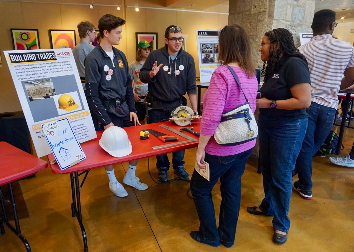 BPS101Pride's tweet photo. One of the best things about our Batavia community is the constant support for our students! We are so thankful for all of business partners, community members, and parents for coming out and celebrating our students at the CTE Showcase yesterday! #CTEShowcase @BHSCareerTechEd https://t.co/eWwiLXBdA2