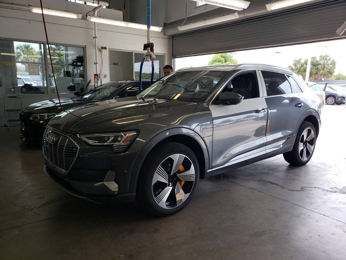 audinaples's tweet image. SPECIAL UPDATE: our first 2019 #Audi #etron has arrived!!! 

#AudiNaples