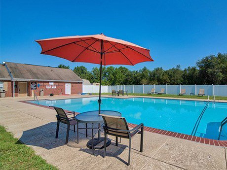 CREfirms's tweet photo. Larken Associates Acquires 132-Unit Apartment Community in York, Pennsylvania https://t.co/1RnV91YVRc https://t.co/CVRzkcxhNK