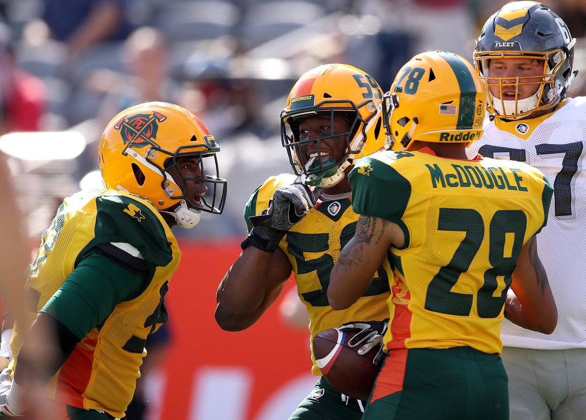 GoingFor2Pod's tweet image. That Friday feeling😁😎🙌
Kick off your weekend with the Going For 2 Podcast to hear @smj2852 talk football, life, &amp;amp; being #FaithMotivated