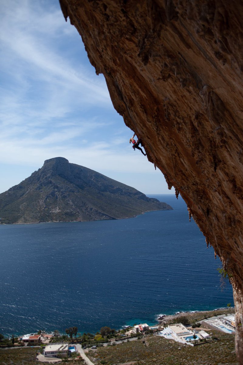 Kalymnos - you were a blast. Rock climbing again felt like such a gift 🎁Cod wrist - thanks for playing ball most of the time. I pushed you, you pushed back and we met somewhere in the middle 👍🏻 📷: Frann Barker <a href="/arcteryx/">Arc'teryx</a> <a href="/fivetenuk/">Five Ten</a> <a href="/wildcountryuk/">Wild Country</a> <a href="/SterlingRope/">Sterling</a>