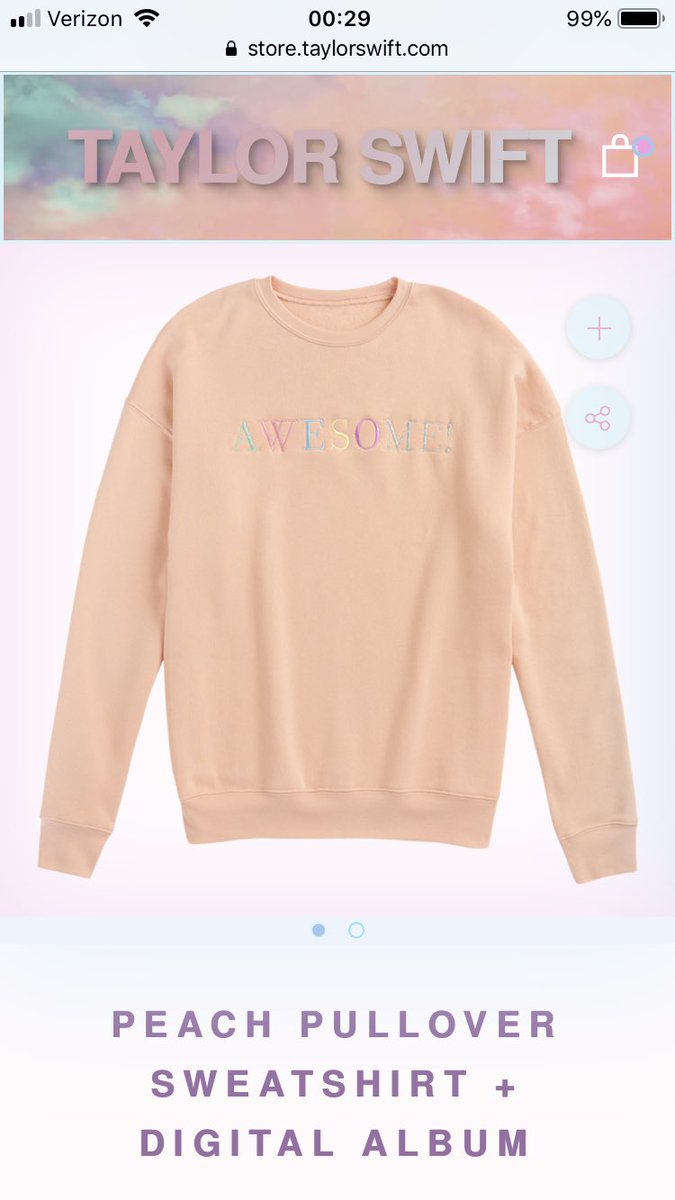 jennaspangler_'s tweet photo. Me: looks at the website seeing what I want to buy and telling myself to only get one but I have to get all three.                                                          My bank account: *crying* https://t.co/tMEmOOS7Cg