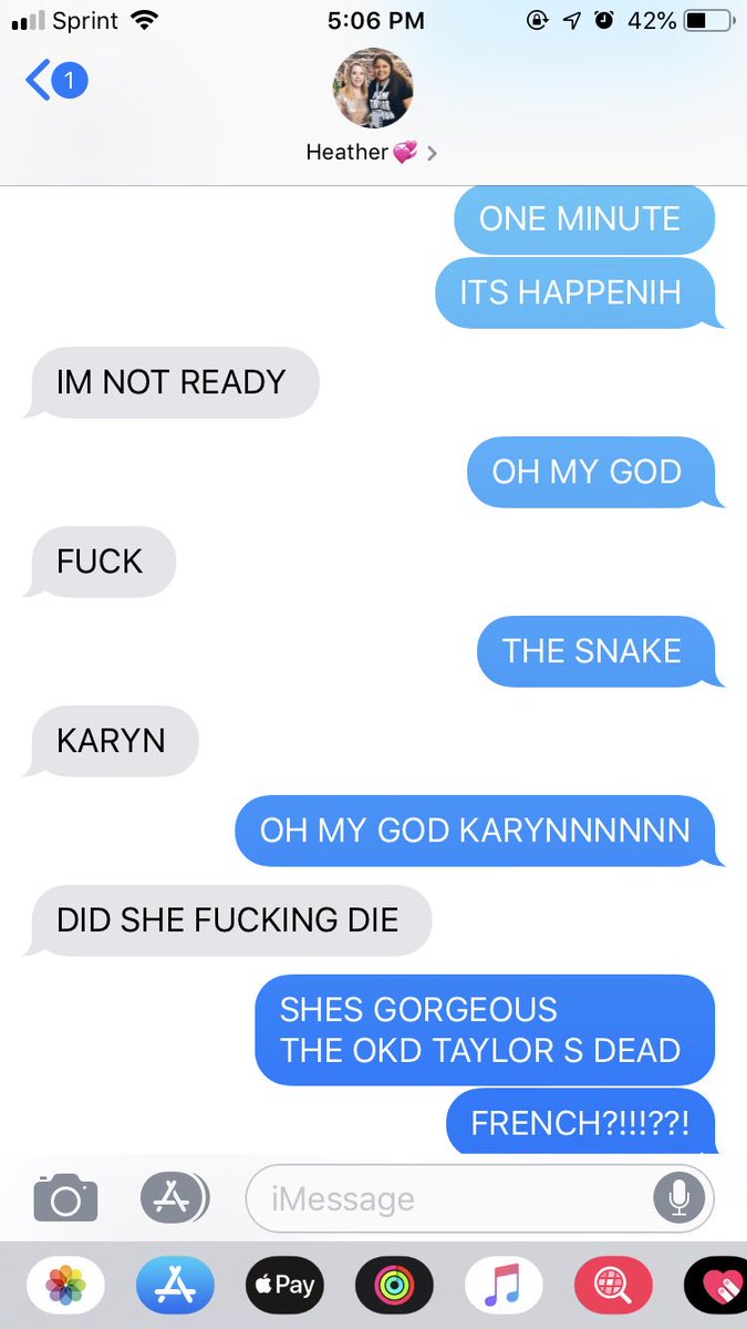 TaylorsNewsFeed's tweet photo. THIS WAS @GetawaySwiftly_ AND I LAST NIGHT WATCHING ME! #MeOutNow @taylornation13 @taylorswift13 #mereaction https://t.co/J8zn6G3KXn