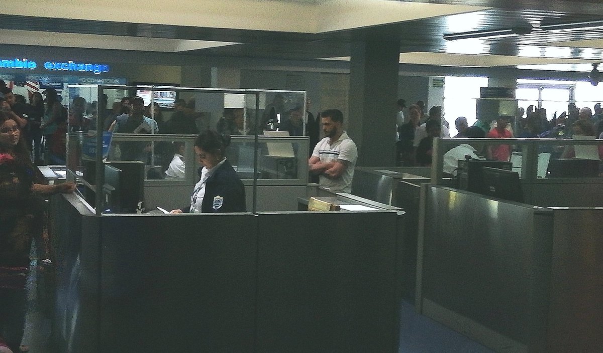 Nika_Sandinista's tweet photo. Así Lucía hoy el Aeropuerto de Managua #AIACS #AeropuertoManagua lleno de turista y familias e inversionistas visitando nuestro bello país #Nicaragua donde todo está normal y en completa paz. #NoPudieronNiPodran #Daniel2021 #UnidosEnVictorias #VamosPorMasVictorias @1Comunidad3 https://t.co/bAdhWfn3V0