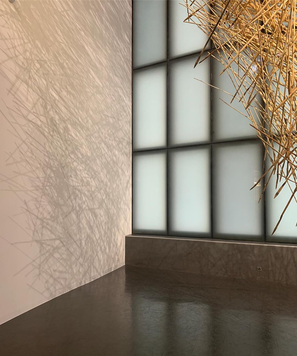 A kupi kupi or mini tornado, which drops down two floors of the museum. We’ll propose each week an artwork’s detail that you will be able to discover from the 9th of June at <a href="/FondationOpale/">Fondation Opale</a> Opale. The next exhibition "Before Time Began" ☞ bit.ly/2XfdkT5 . © Kulata Tjuta